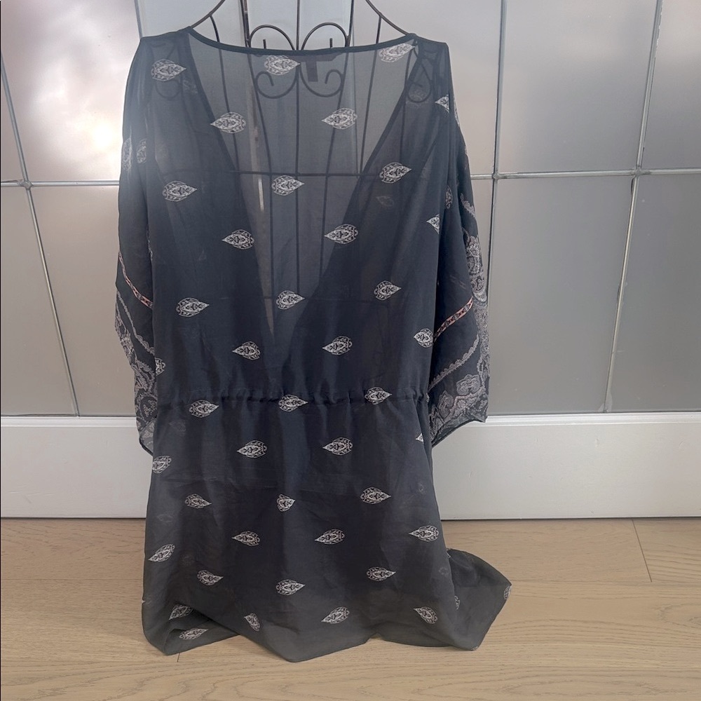 Victoria Secret Black Sheer Kimono style cover up with Paisley Print